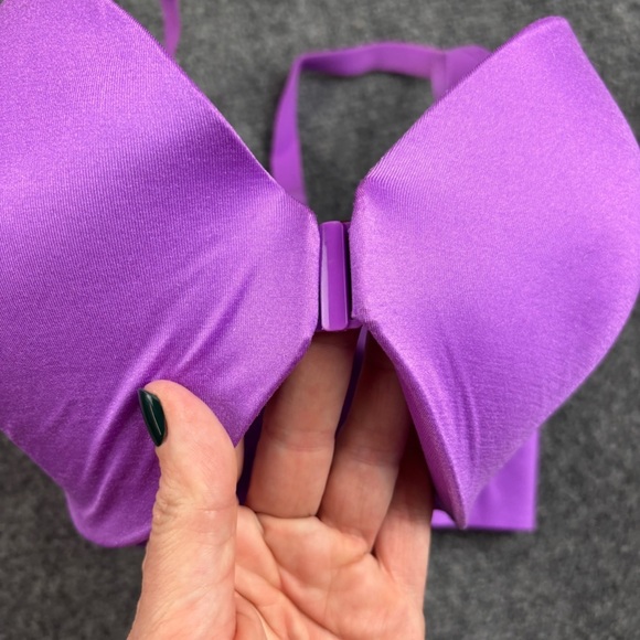 VICTORIA’S SECRET Women’s Purple Racerback Demi Front Closure size: 38D - Picture 4 of 7